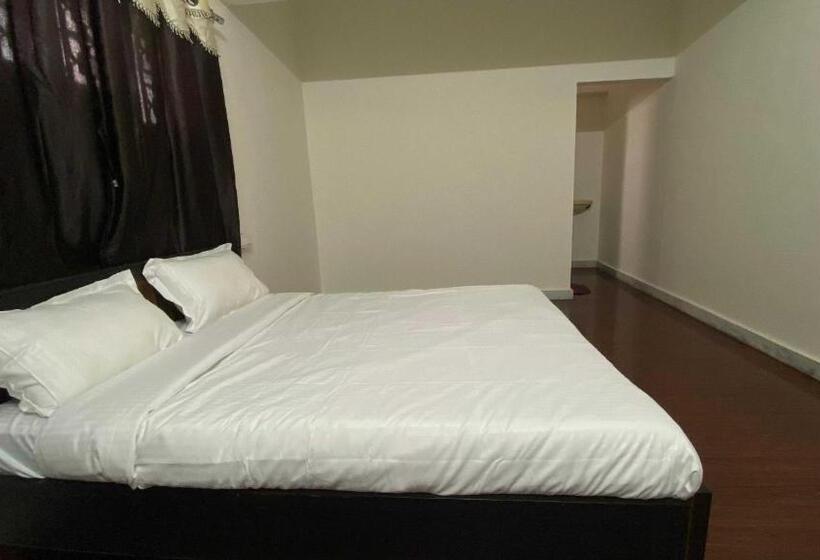 Номер Стандарт, Spot On Rajyog Resort