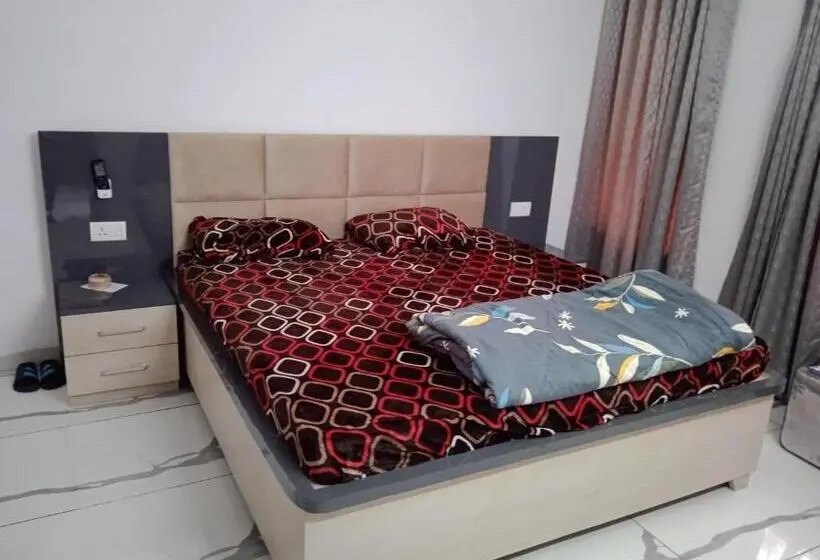 اتاق استاندارد با بالکن, Ashish Villa