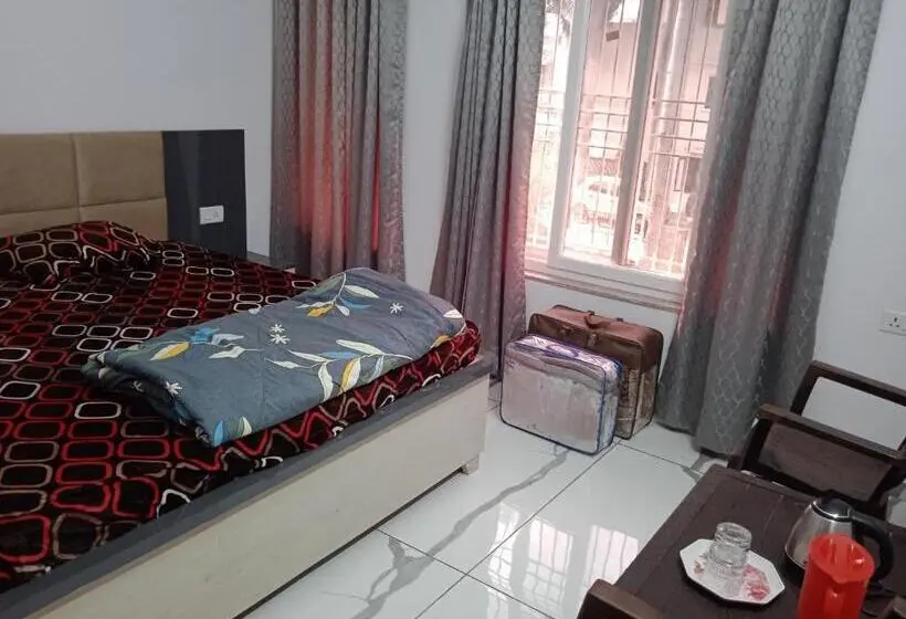 اتاق استاندارد با بالکن, Ashish Villa