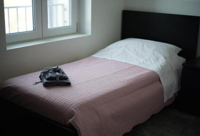 اتاق استاندارد یک تخته با سرویس بهداشتی مشترک, Welcome Milano Guest House