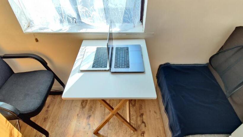 스탠다드 룸, Wembley House