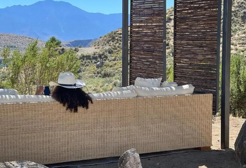 Villa 3 Makuuhuonetta, Two Pepper Ranch   A Desert Oasis