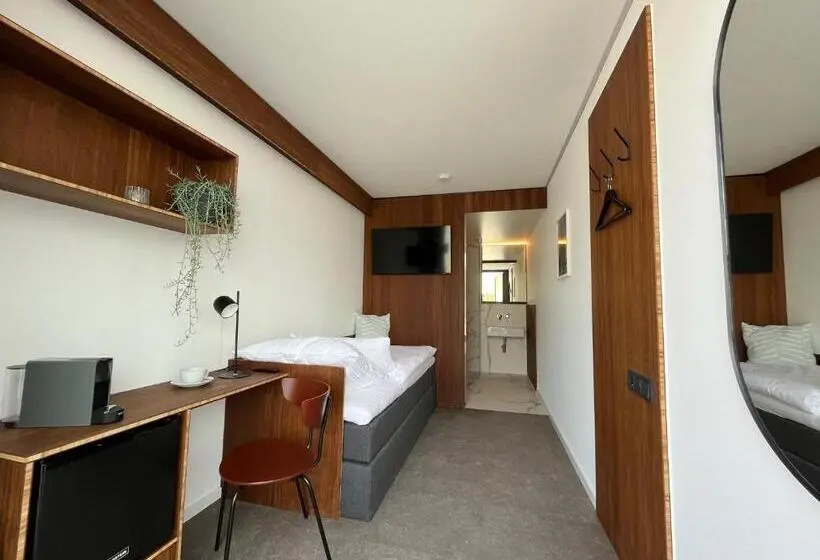 スタンダードシングルルーム, Tin Inn L Hückelhoven Einfach Gut Das Hotel Aus Hochwertig Ausgebauten überseecontainern
