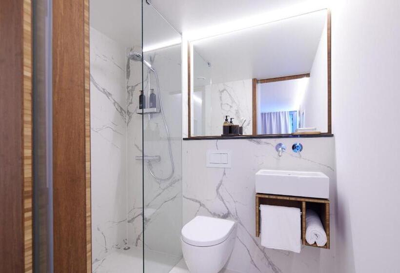 Номер Стандарт Индивидуальный, Tin Inn L Hückelhoven Einfach Gut Das Hotel Aus Hochwertig Ausgebauten überseecontainern