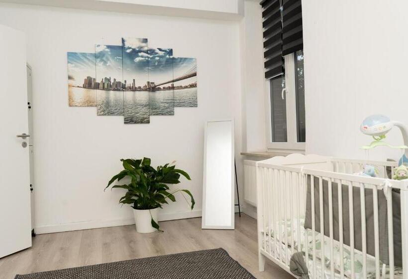 اتاق لوکس, Downtown Apartments