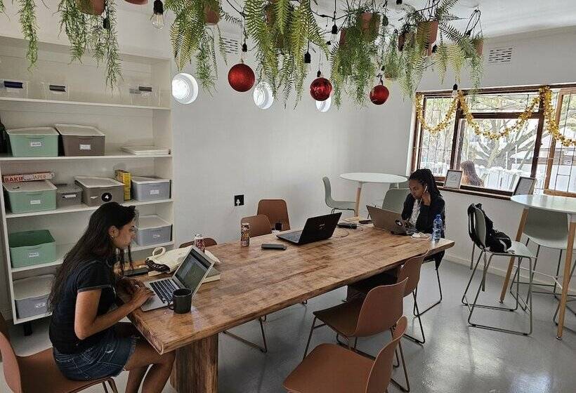 سرير فى غرفة مشتركه, Wunderlux