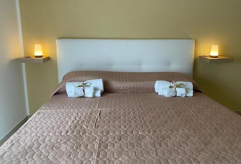 اتاق استاندارد با بالکن, B&b Il Palcoscenico