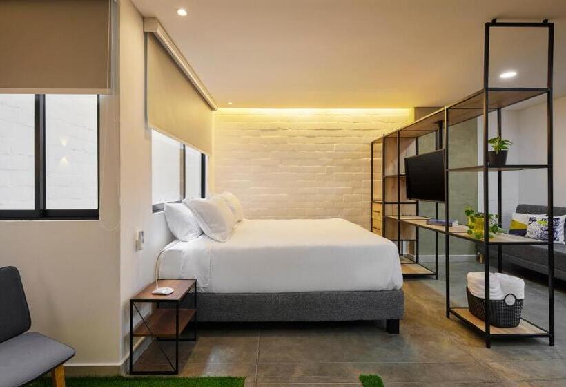 디럭스 스위트, Altio