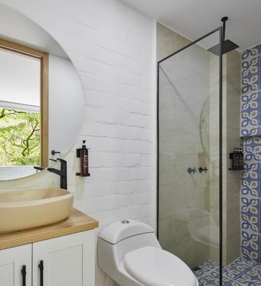 발코니가 있는 스위트, Altio