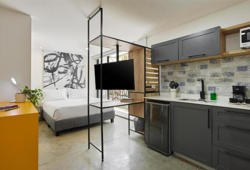 발코니가 있는 스위트, Altio