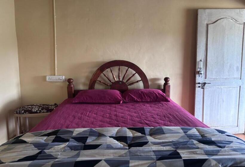 Deluxe Rum, Ivory Daze Jungle Adventure Homestay