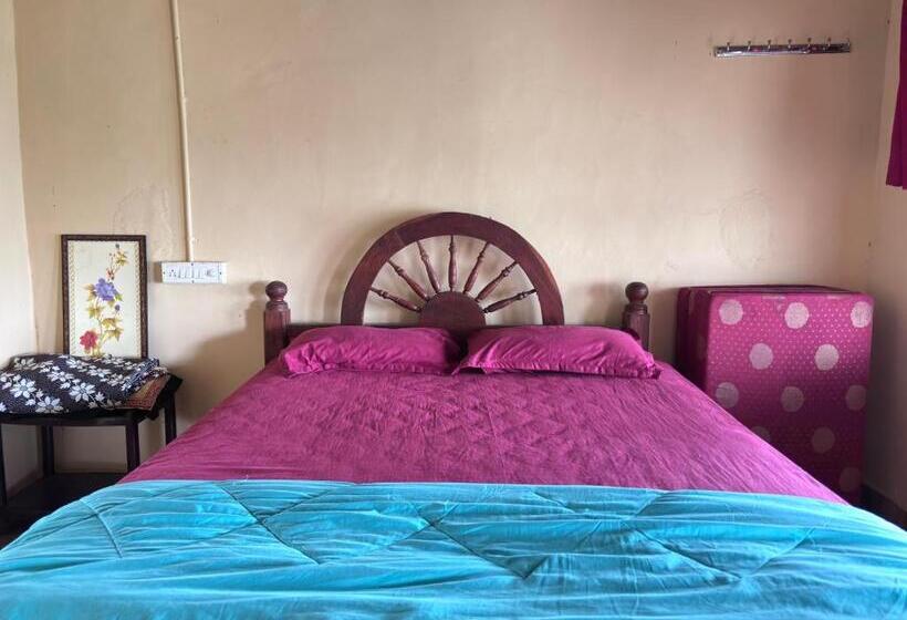 Deluxe Rum, Ivory Daze Jungle Adventure Homestay