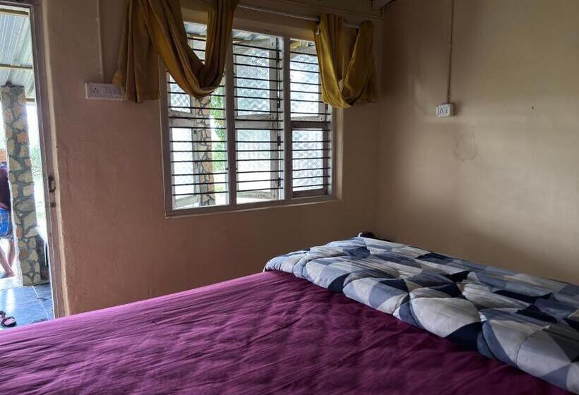 Deluxe Rum, Ivory Daze Jungle Adventure Homestay