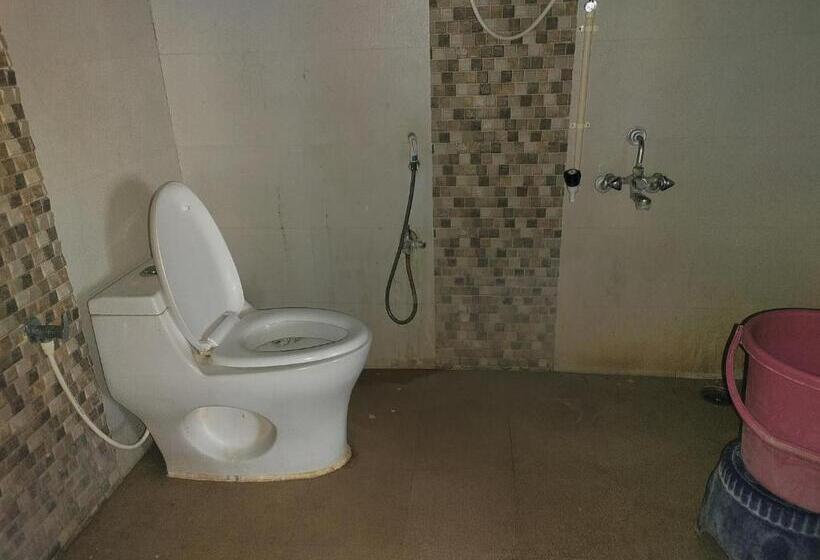 Deluxe Rum, Ivory Daze Jungle Adventure Homestay