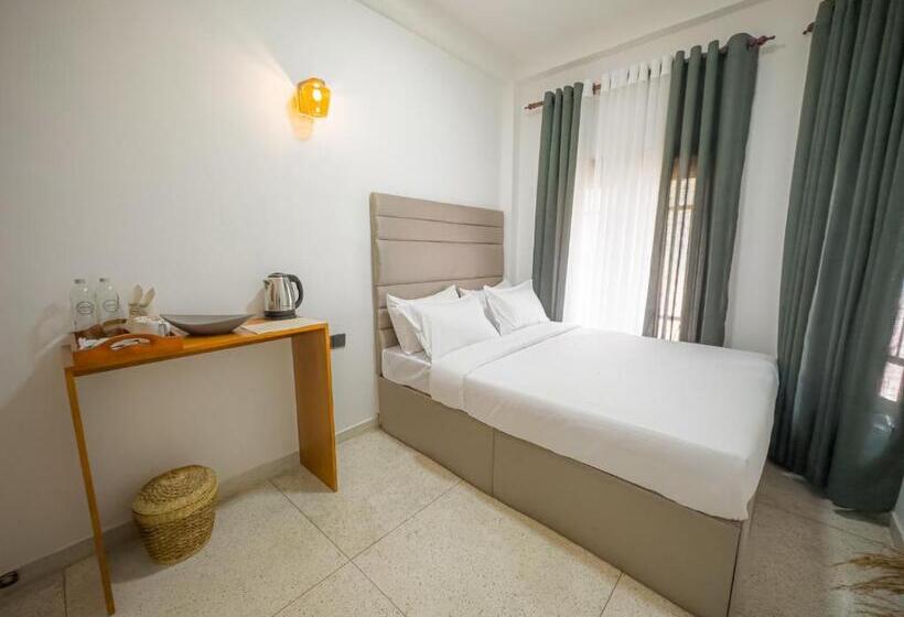 Номер Deluxe, Omenco