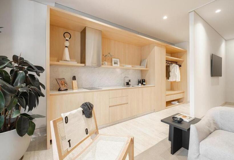 スーペリアスタジオ, Onto Tonalá Mexico City