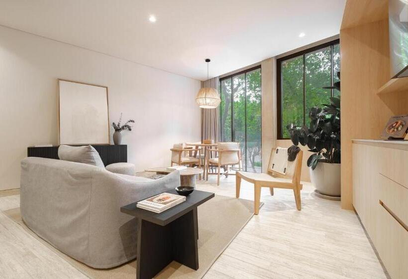 スーペリアスタジオ, Onto Tonalá Mexico City