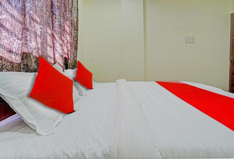 Classic Kolmen Hengen Huone, Oyo Flagship Bluebird Service Apartment