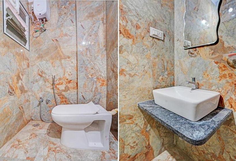 Classic Kolmen Hengen Huone, Oyo Flagship Bluebird Service Apartment