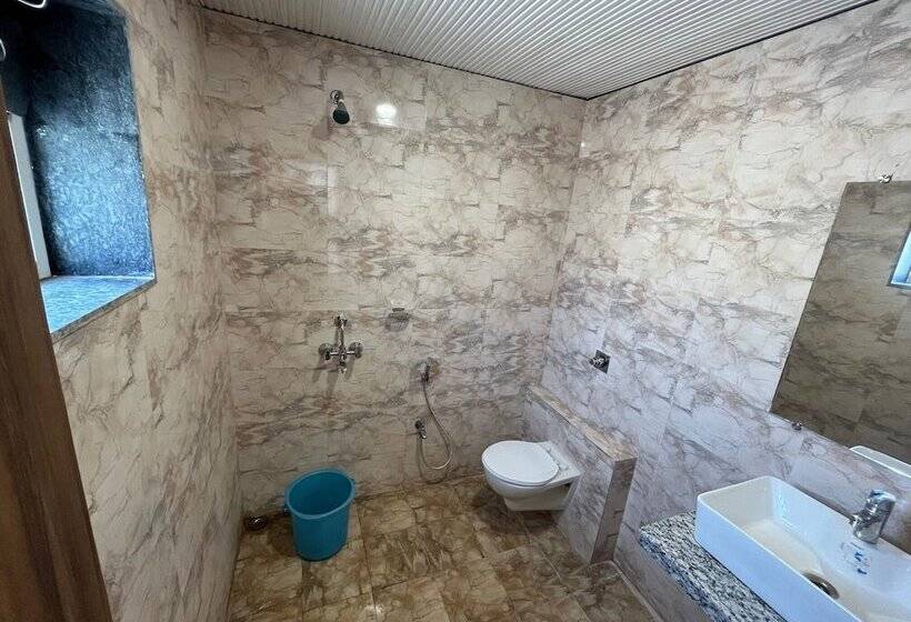 Chambre Deluxe, Pratap Heights