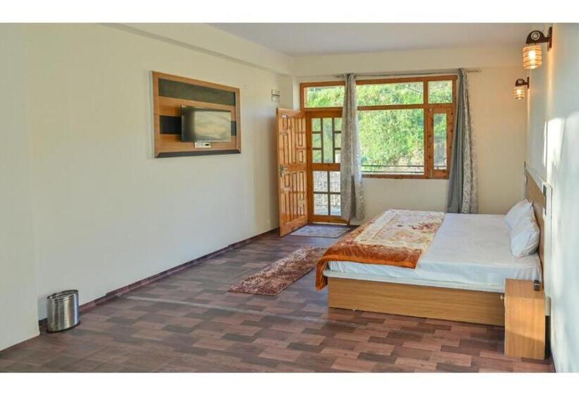 标准间, Saraj Valley Homestay Cheog