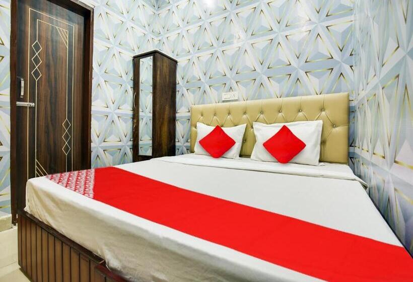 חדר קלאסי לשלושה, Fabexpress Cash