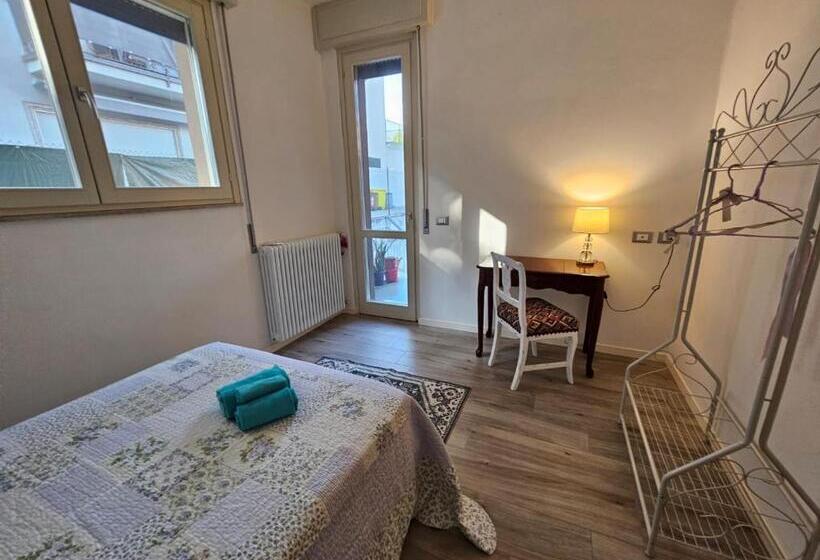 اتاق استاندارد یک نفره, A Cremona Da Giusy