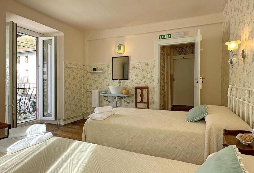 带共用浴室的标准房间, Etxeale