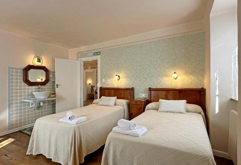 带共用浴室的标准房间, Etxeale