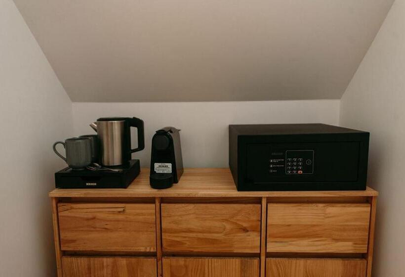 Номер Стандарт, Purplevague