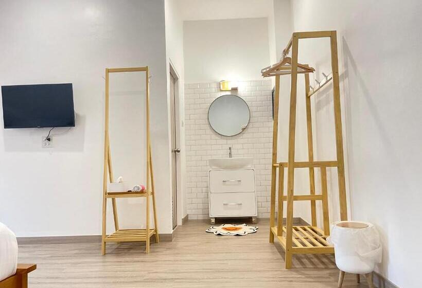 חדר קלאסי לארבעה, Jinbo Betong Home Cafe’