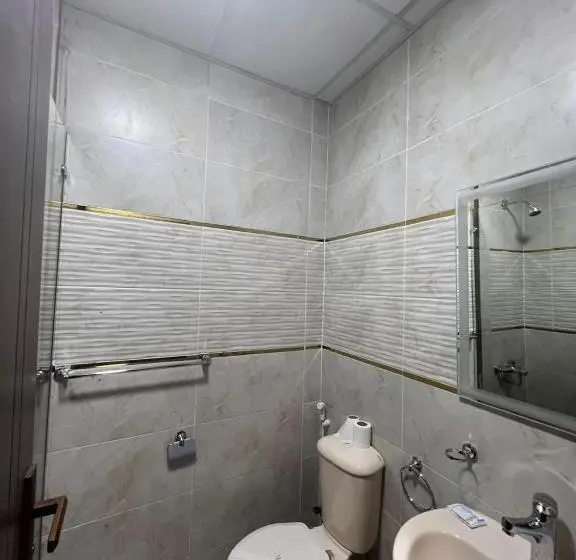 اتاق لوکس, Rotana Palace Suites