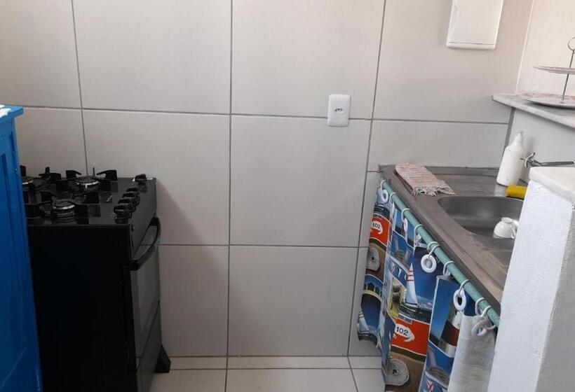 패밀리 룸, Angatuflat