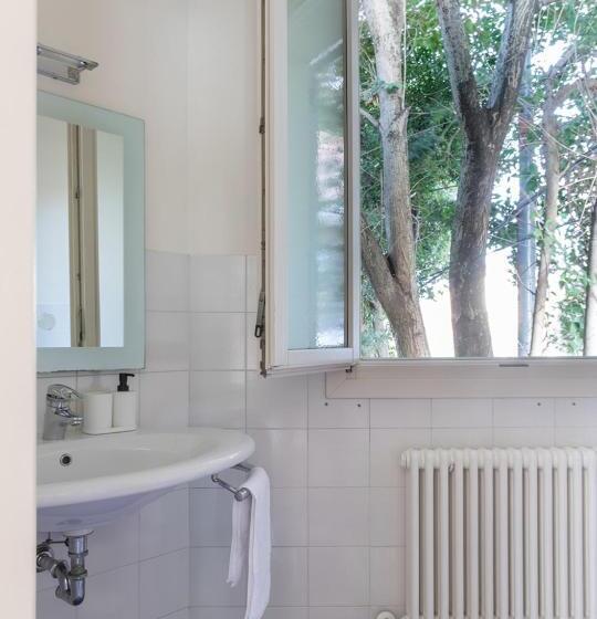 اتاق استاندارد با بالکن, B&b Arianna