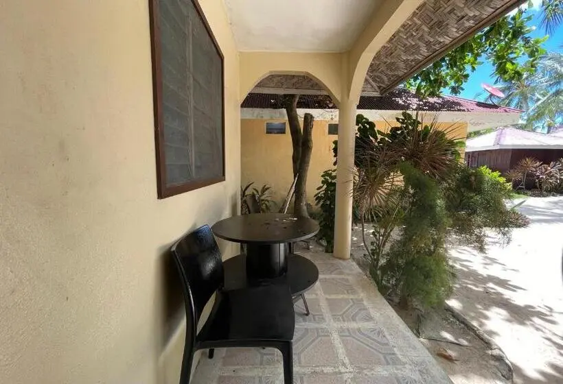 Perhehuone, Beach Placid Resort Powered By Cocotel