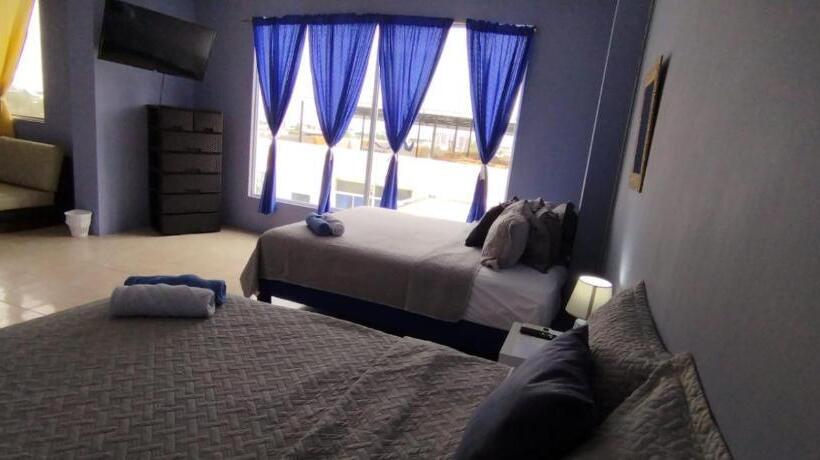 Четырехместный Номер Deluxe, Hostal Villa Escondida