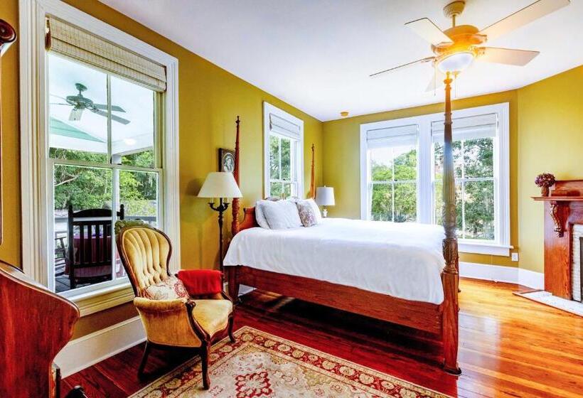 غرفة قياسية, Inspiration Room At Camellia Rose Inn Downtown