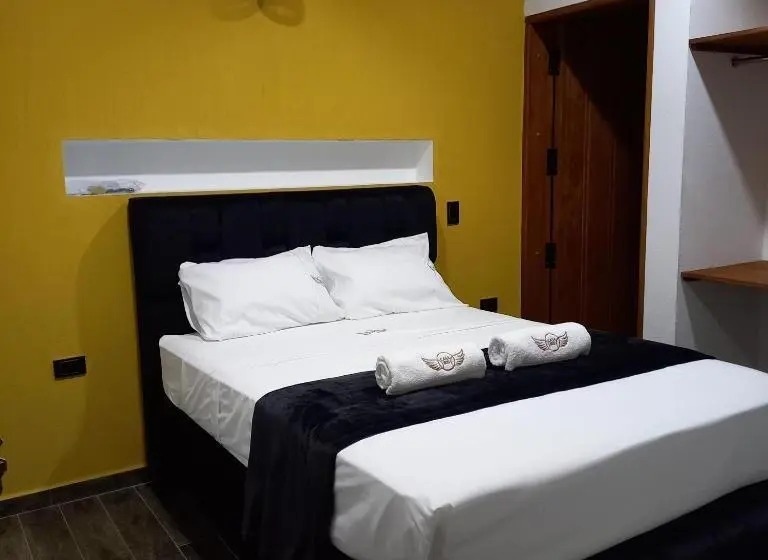 Basic Kolmen Hengen Huone, Casa Iris Hotel Boutique