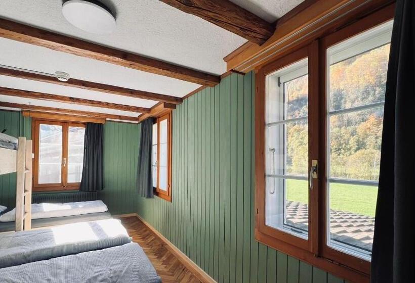 家庭间, Alpina Einhorn Self Check In