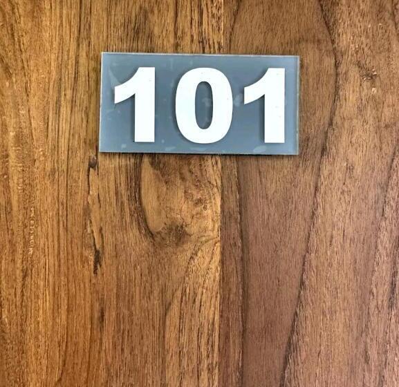 ガーデンビュースタンダードルーム, Campestre Ronda Ecuestre Rionegro