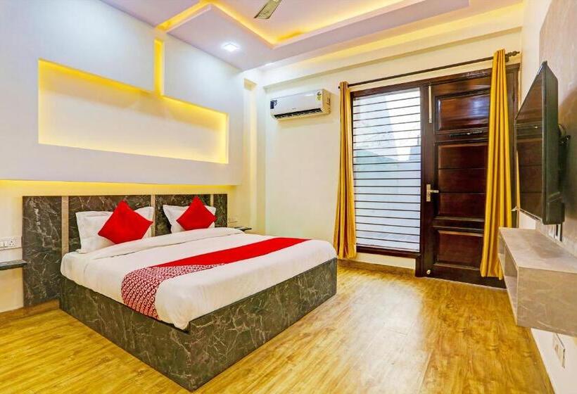 트리플 클래식 룸, Flagship Spring Brook