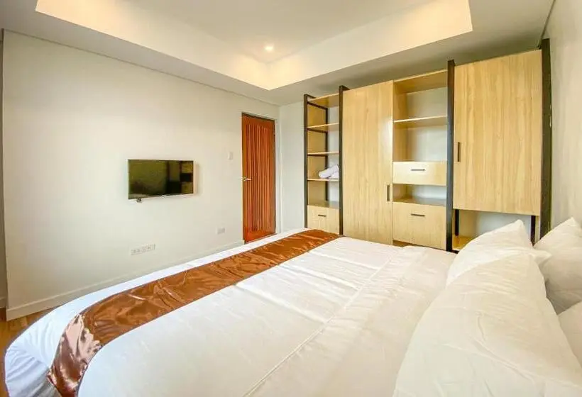 Deluxe-studio, Wesfame Suites