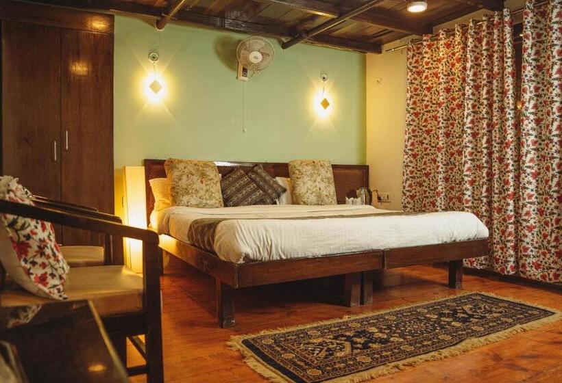 スタンダードルーム, Woodville The Mall