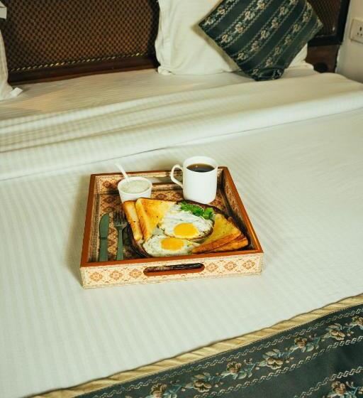 スタンダードルーム, Woodville The Mall