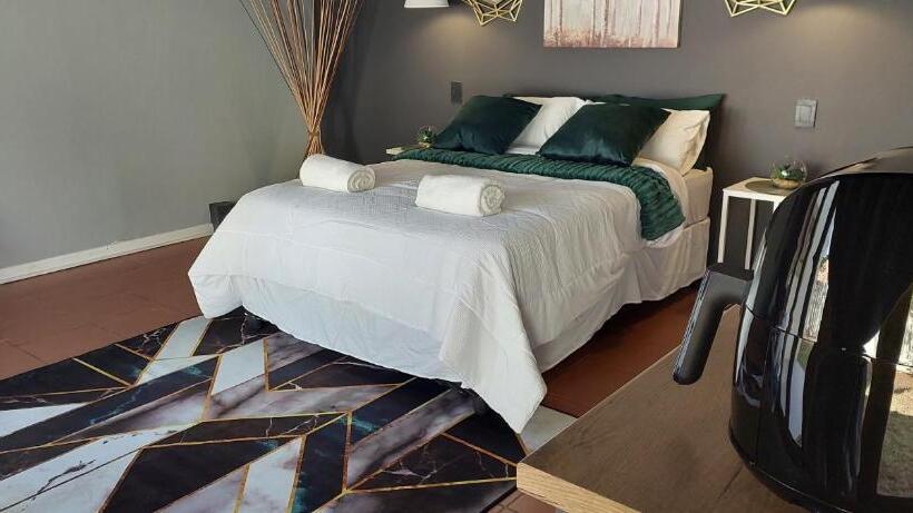 스탠다드 룸, Royal Inn Room 2