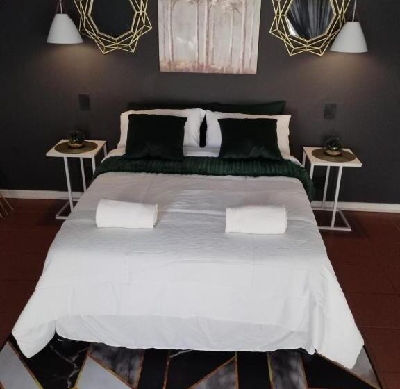 스탠다드 룸, Royal Inn Room 2