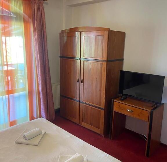 标准间, Pensiunea Classic