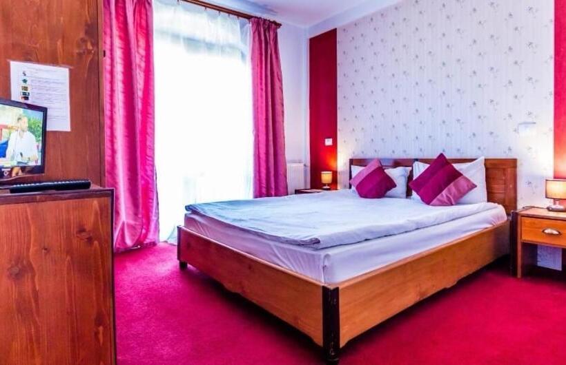 标准间, Pensiunea Classic