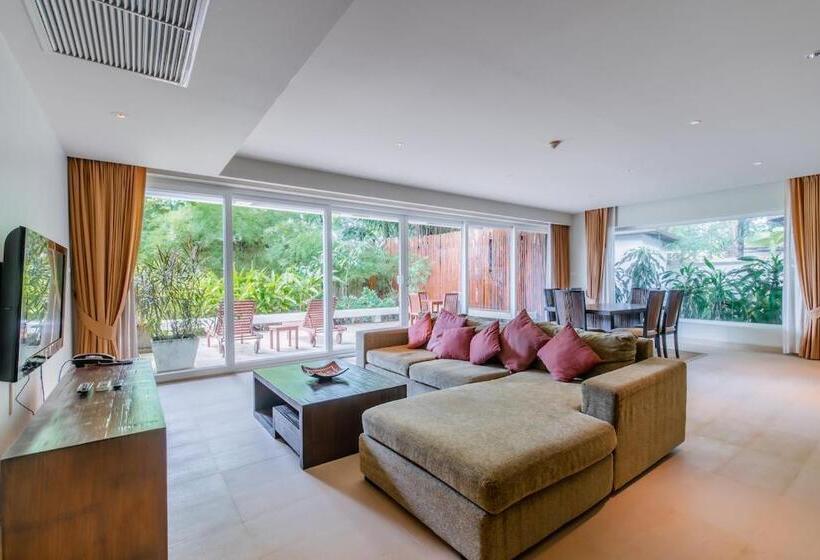 דירת שני חדרים, Poppy Beachfront Residence