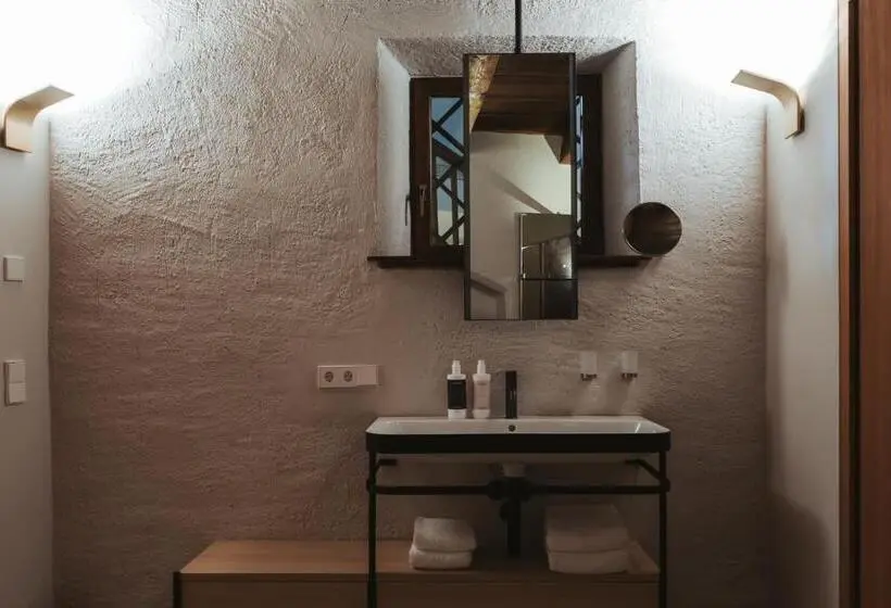 バスタブ付きスタンダードルーム, Arthotel Lasserhaus Adults Only
